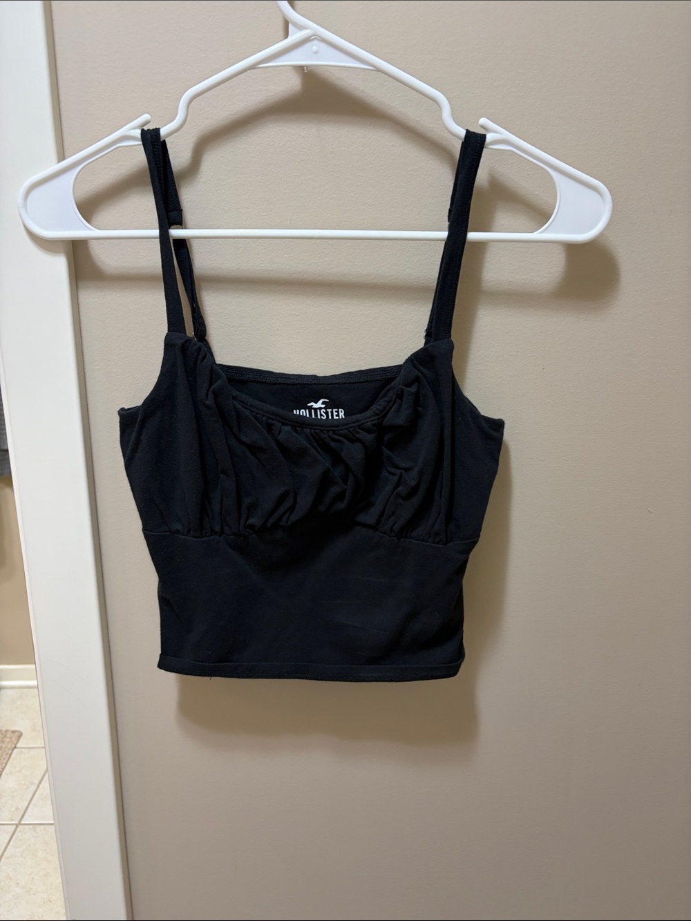 Hollister Black Ruched Cropped Tank